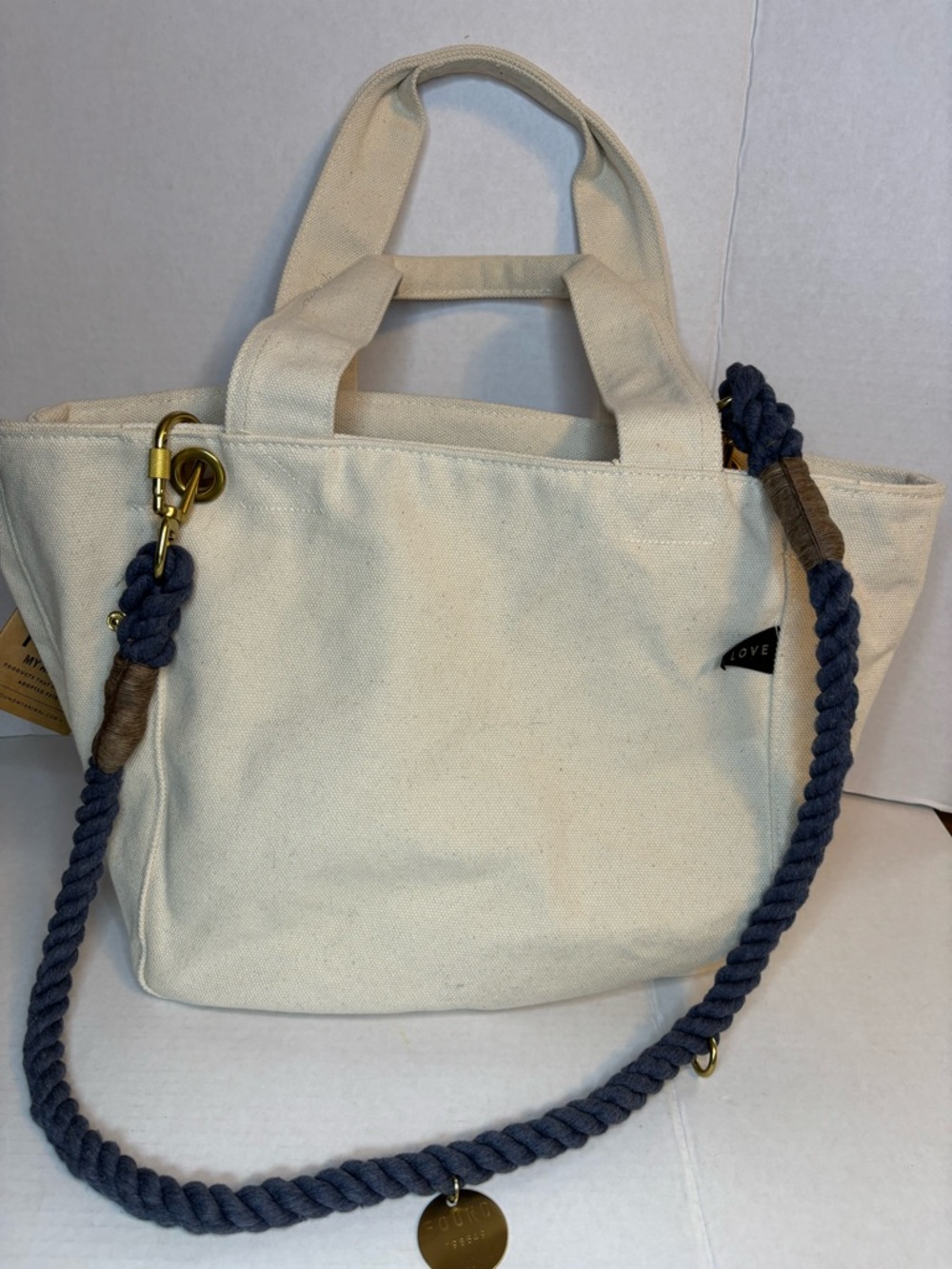 Designer Brand "Found My Animal" Pet Tote/Carrier With Leash or market tote